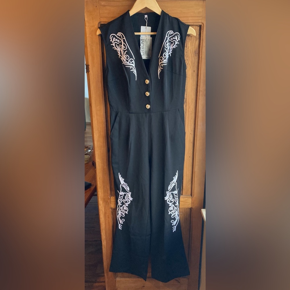 NWT Oyrosy black embroidered western jumpsuit sz. 6 - Picture 2 of 8